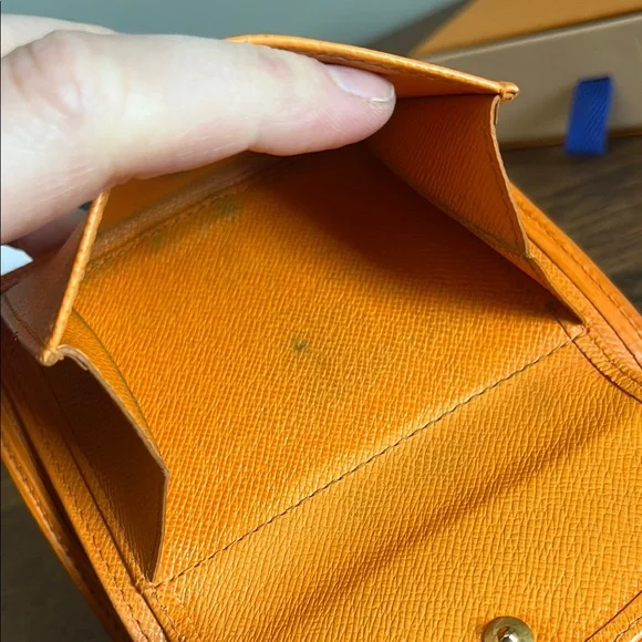 Louis Vuitton Orange Epi Bifold Wallet - Picture 9 of 15